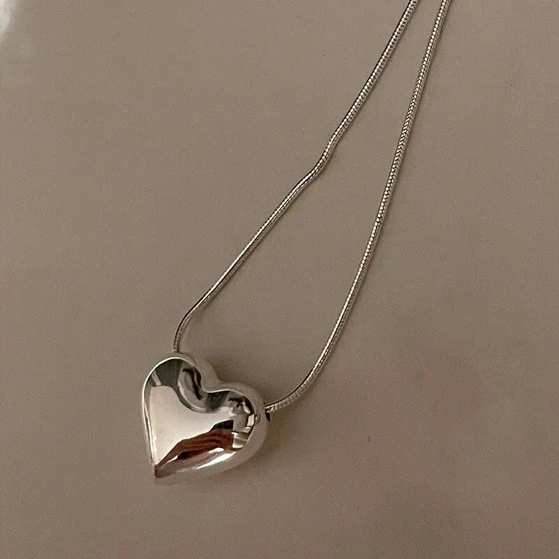 Metal Heart Pendant Necklace